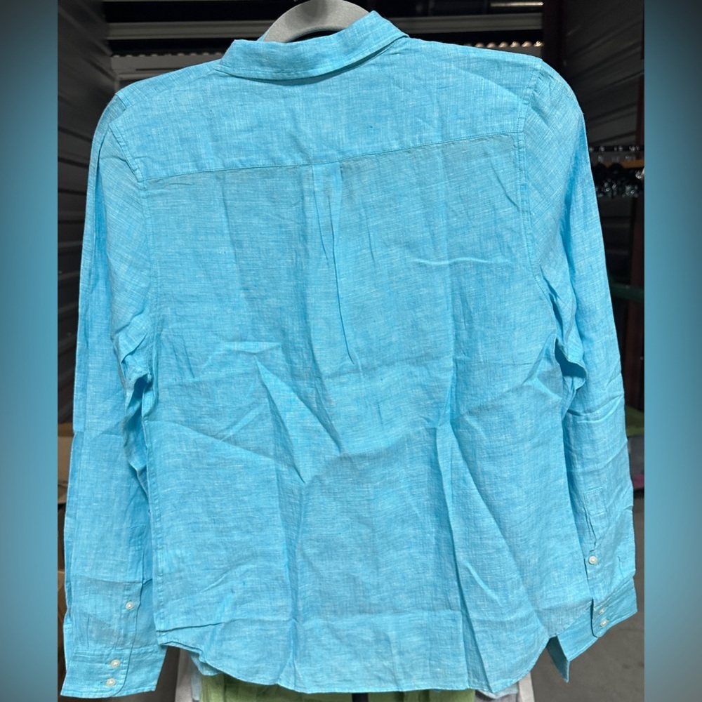 Untuckit | Linen Button Up - Picture 3 of 5
